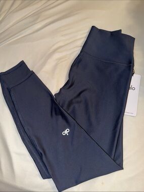 NWT Alo 7/8 High-Waist Airlift Leggings in Navy size Large